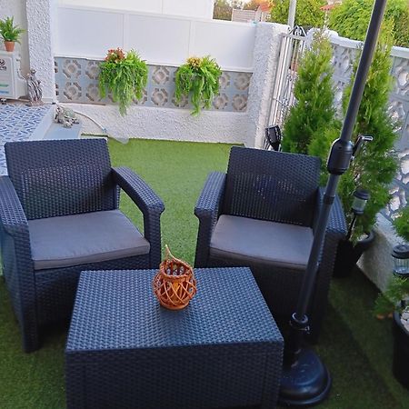 Cozy Bungalow In Urb La Marina With Shared Pool San Fulgencio Exterior foto